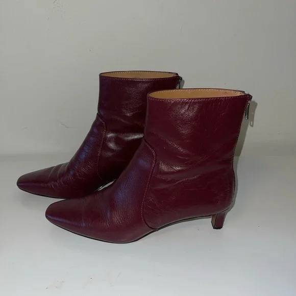 Madewell The Dimes Kitten-Heel Boot in Crinkle Leather - Deep Merlot (Burgundy) - Picture 9 of 11